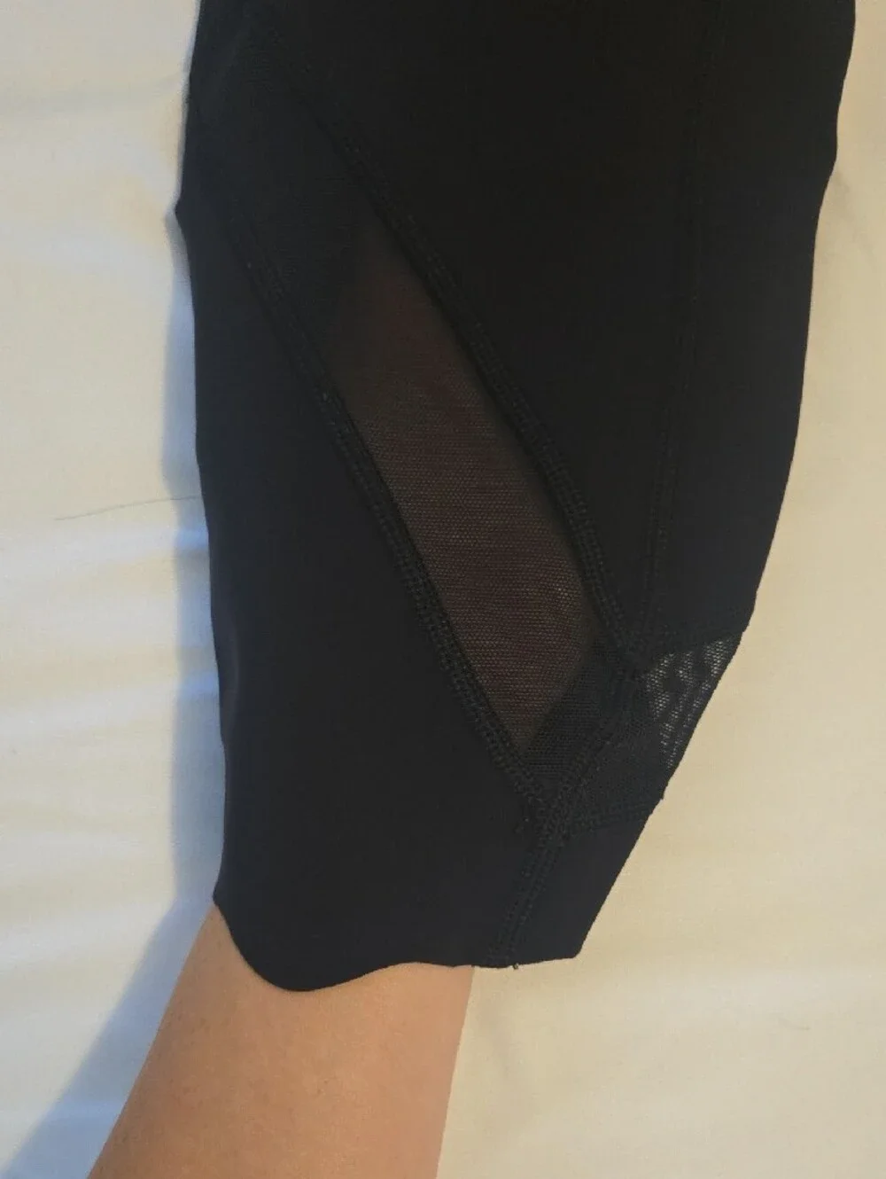 Lululemon Black High-Rise Capri Leggings With Scalloped Hem